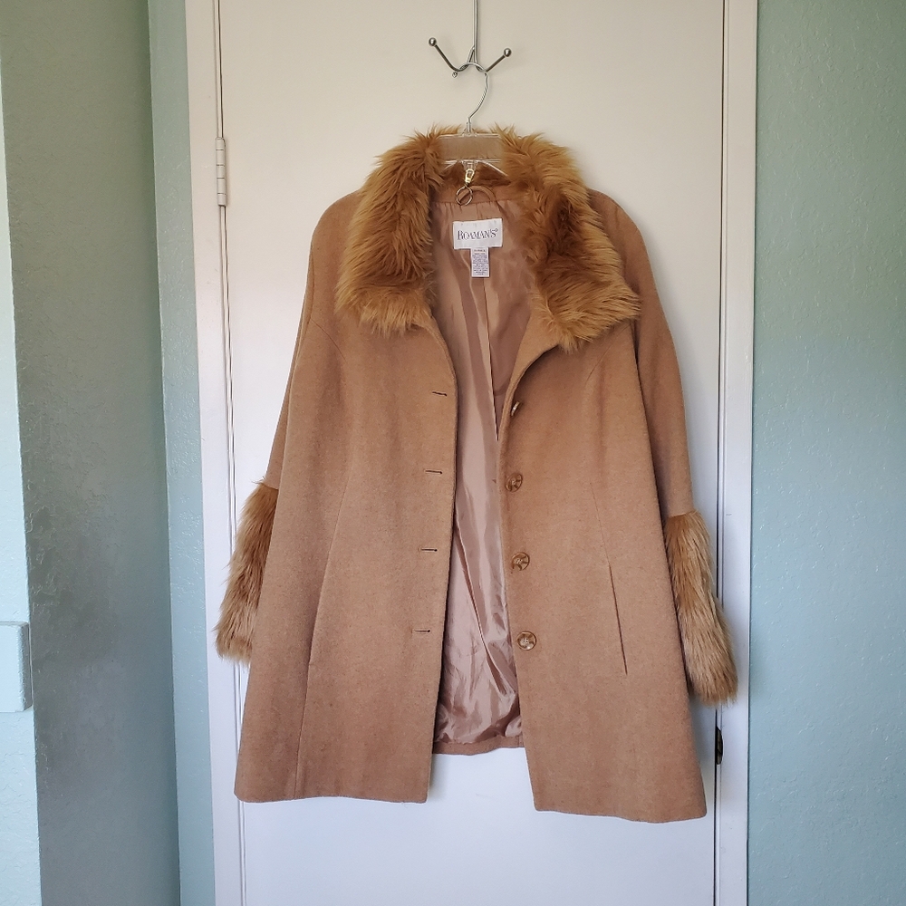 Roaman's Women's Wool Blend  Camel Coat Mob WifeFaux Fur Collar and Cuffs 18W - Picture 2 of 10